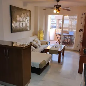 Precioso En Residencial Con Piscina Apartamento